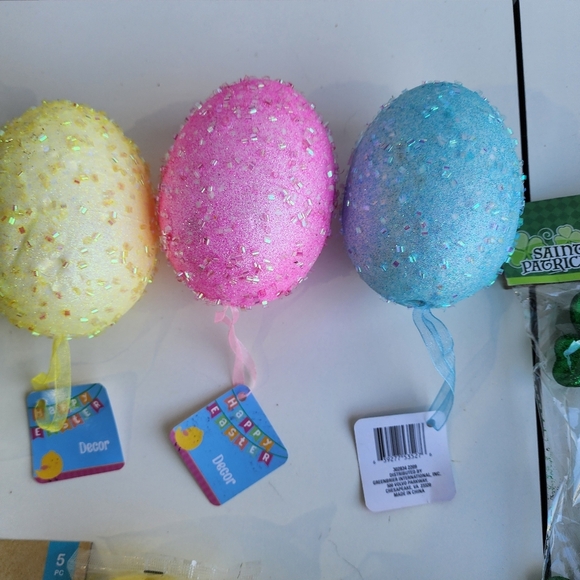 Colorful Easter Party Supplies Set - Picture 7 of 9